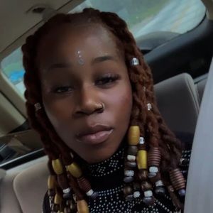 Meet your Posher, Venus